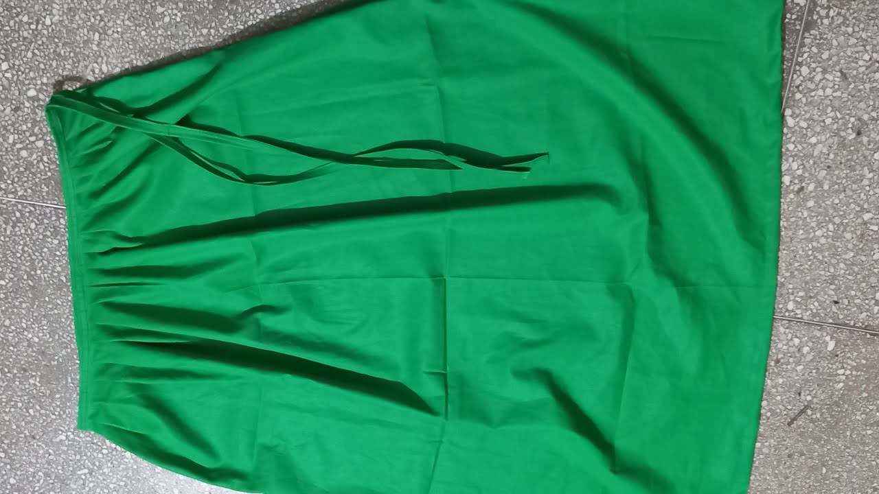 #Saree petticoat /Saree petticoat cutting and stichting /పెద్దవాళ్ళు వేసుకునే లోన లంగా/