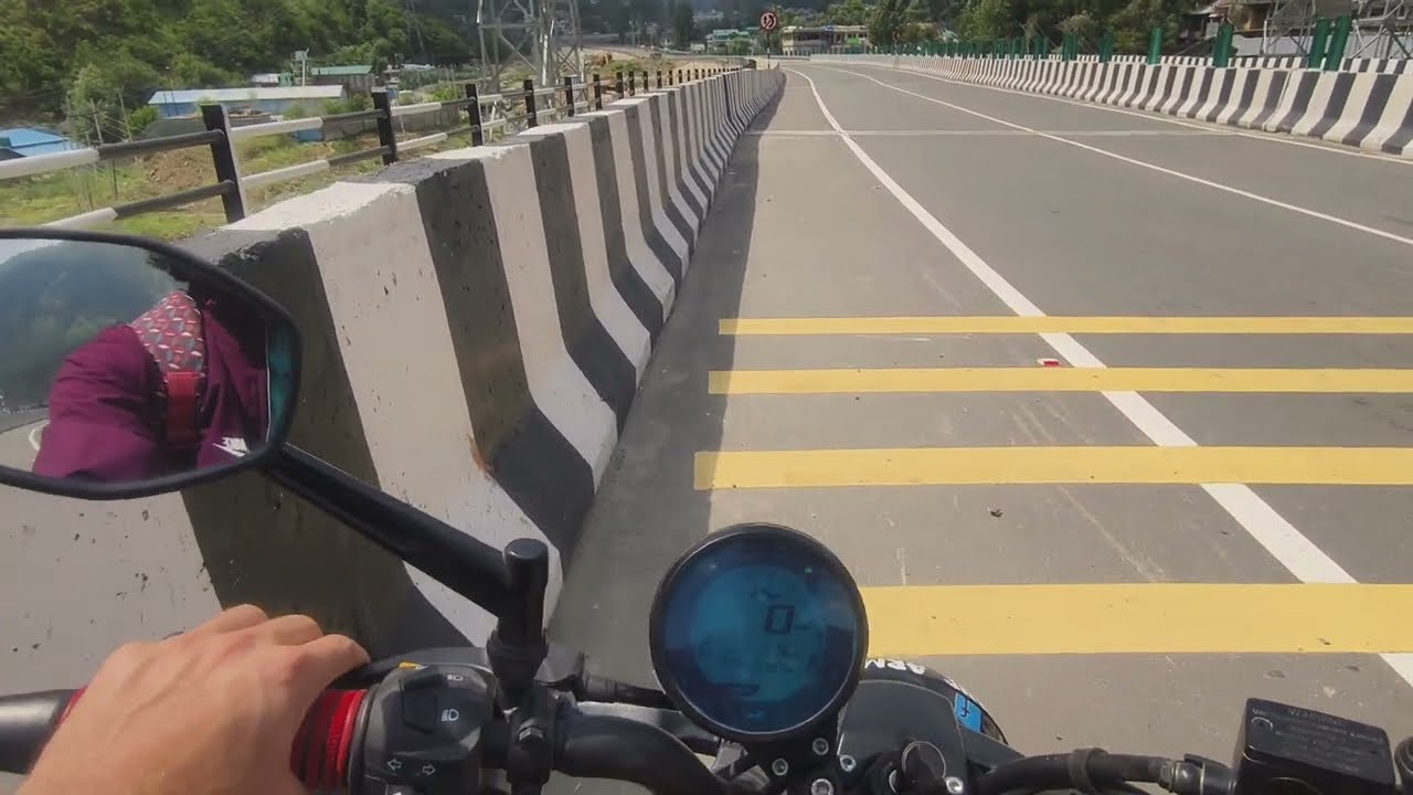 My First Ride To Srinagar Kashmir From Banihal | Moto Vlog Part 1