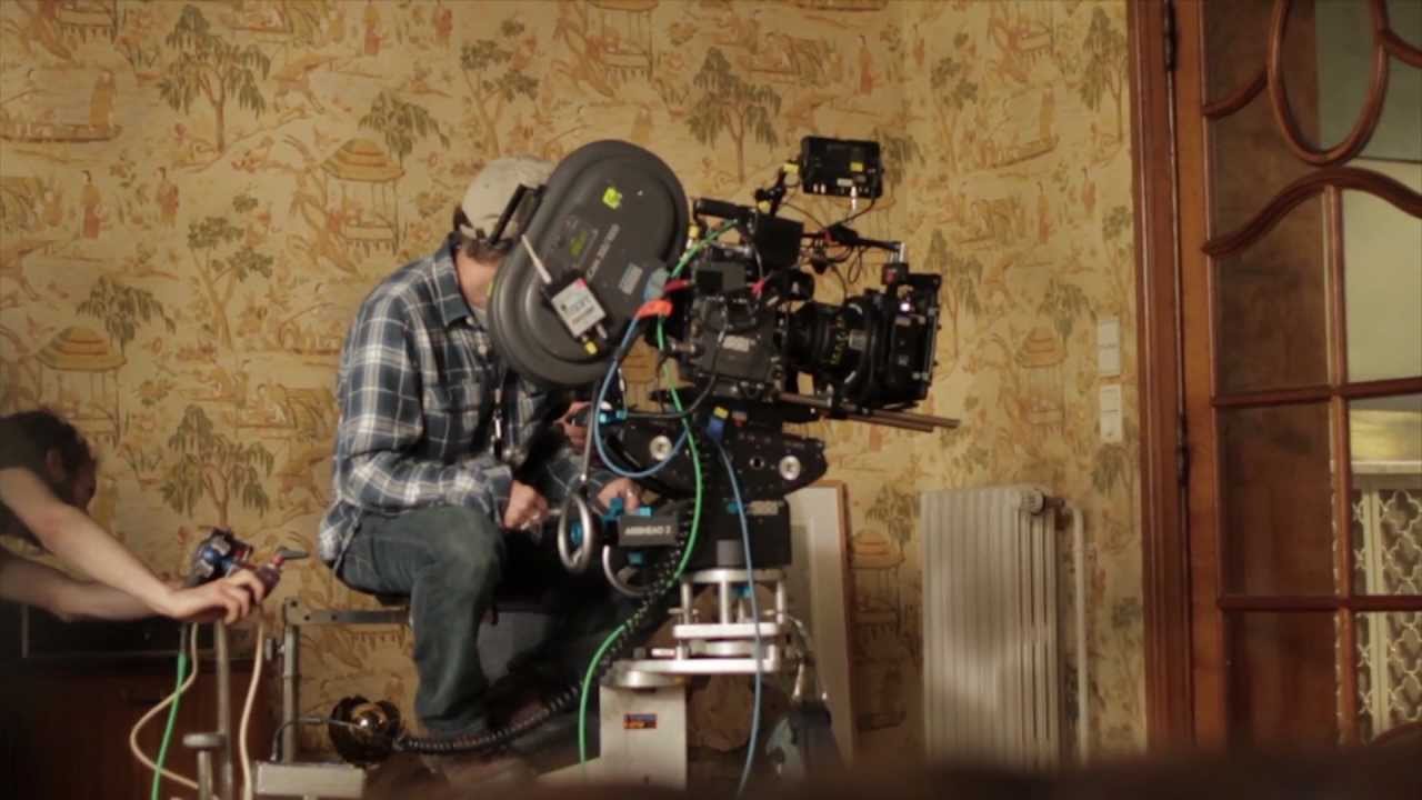 &ME - Norbert directs Mark and Veronica on set