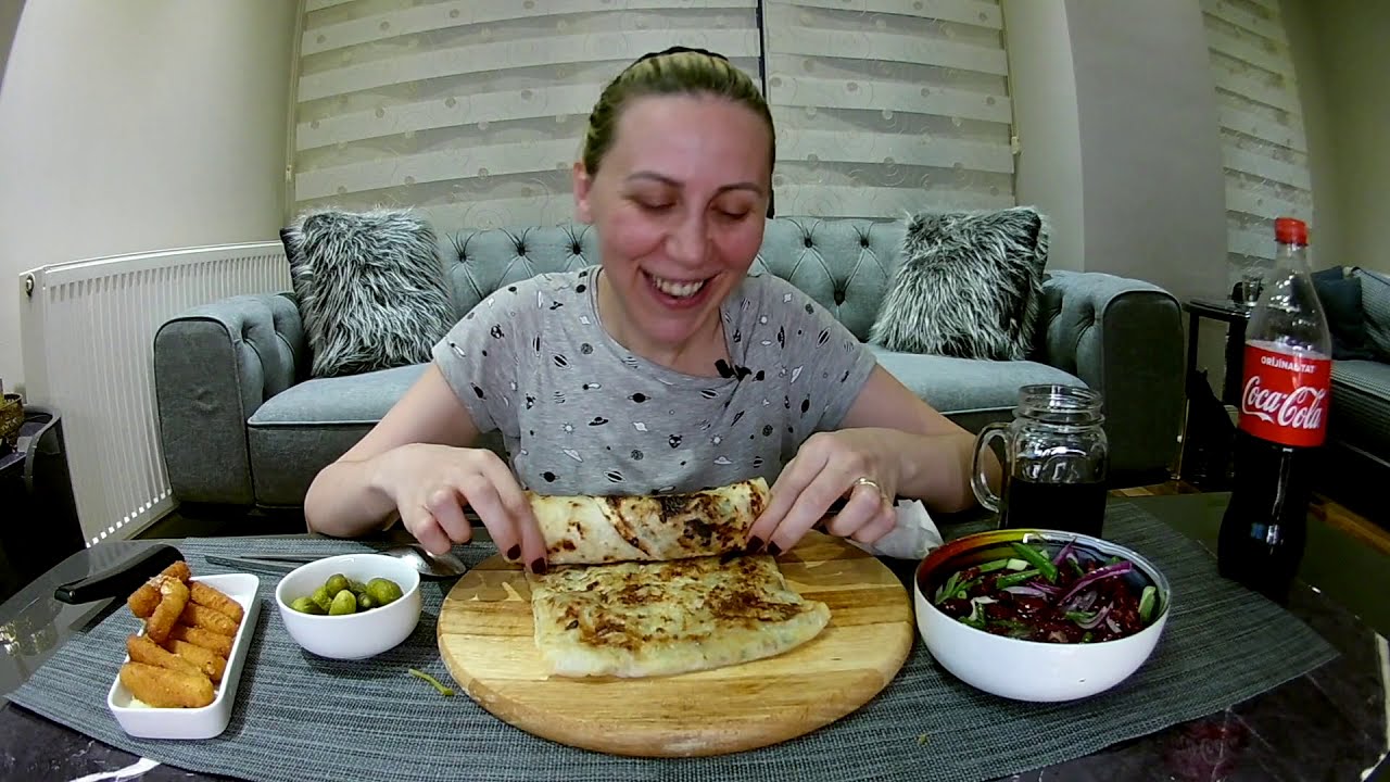 MUKBANG TÜRKÇE GÖZLEME VE PEYNİR ÇUBUKLARI
