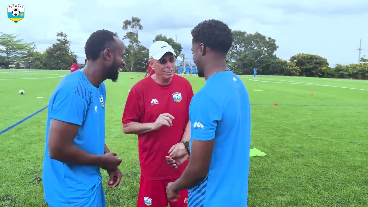 Hakim Sahabo yakoze imyitozo aho Amavubi akomeje kwitegura FIFA Serie