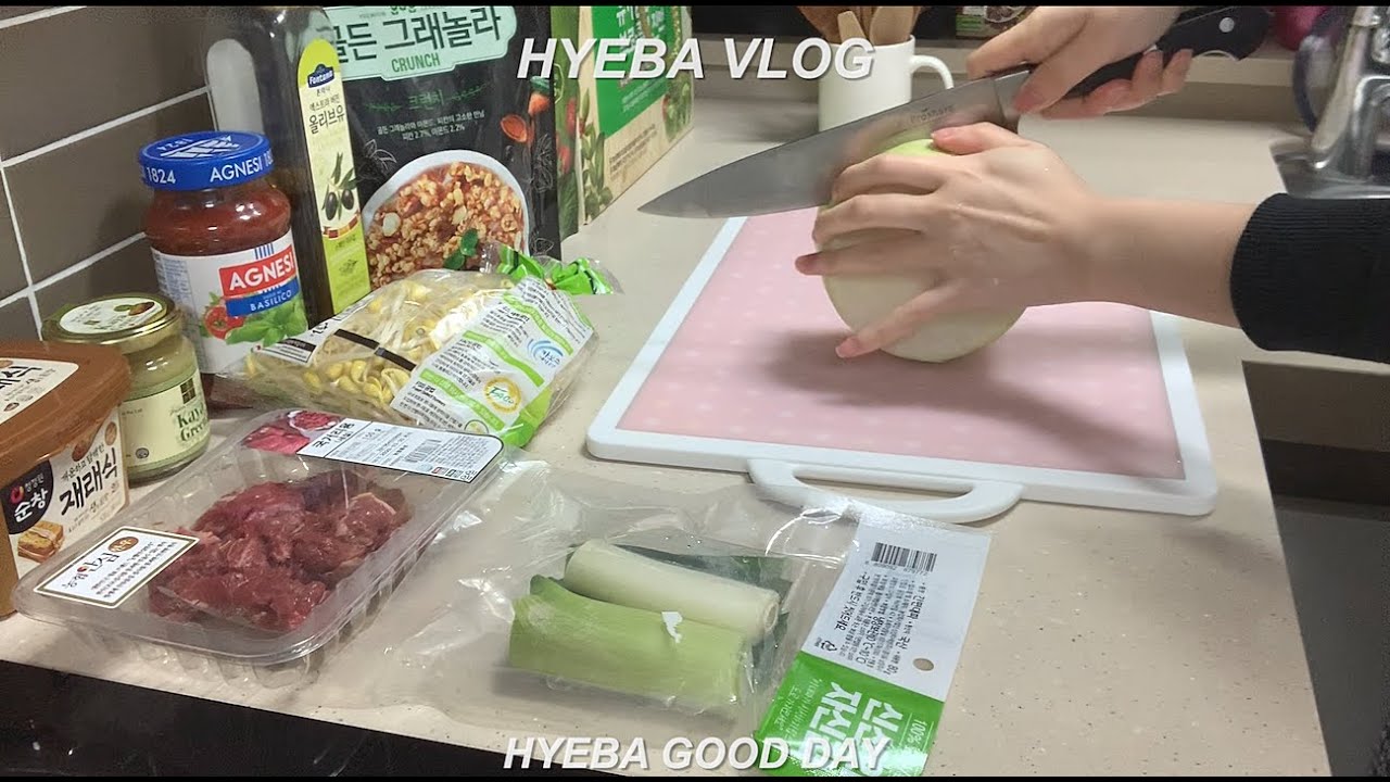 일상 vlog | 방학이 늘어난 대학생의 자취 브이로그, 요리하고 먹고, 다이어리 꾸미기 - 집에서 사부작거리는 집순이