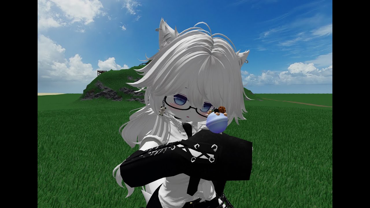 GIANT GIRL vores TINY with POPCICLE - ROBLOX