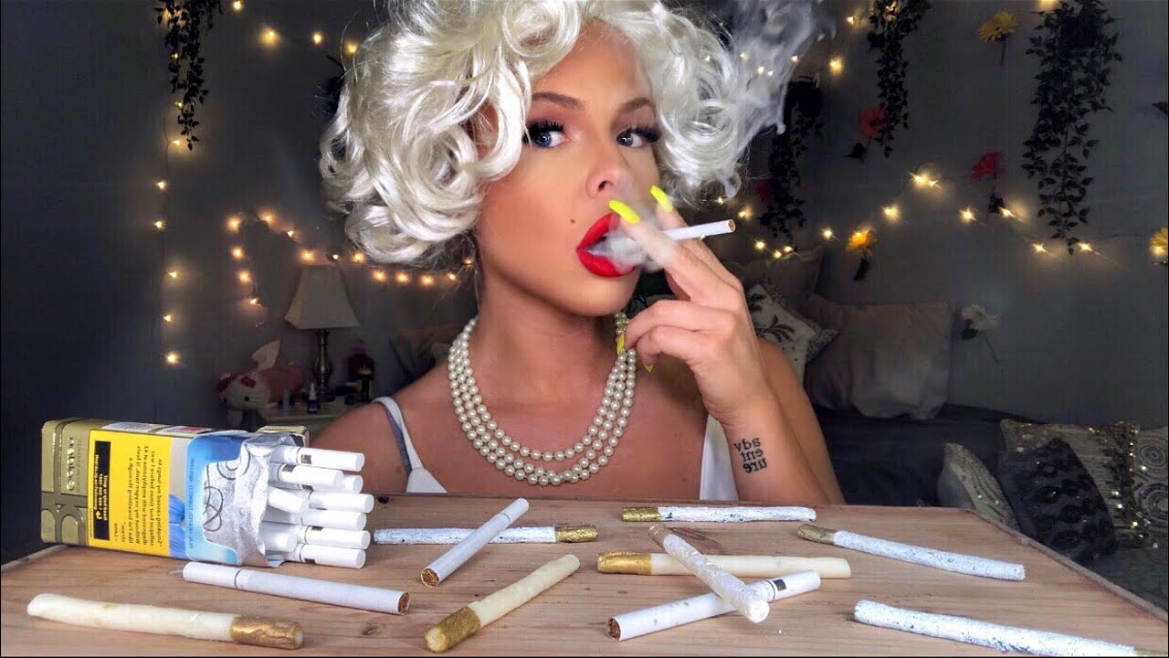 ASMR EATING EDIBLE CANDY CIGARETTES WITH MARILYN MONROE *MOST ODDLY SATISFYING* MUKBANG 먹방
