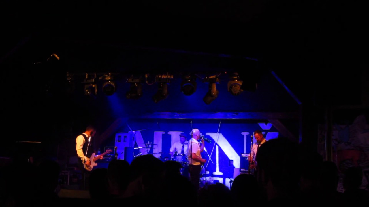 Kvatroriti - Dežne kaplje (live @ MKNŽ)