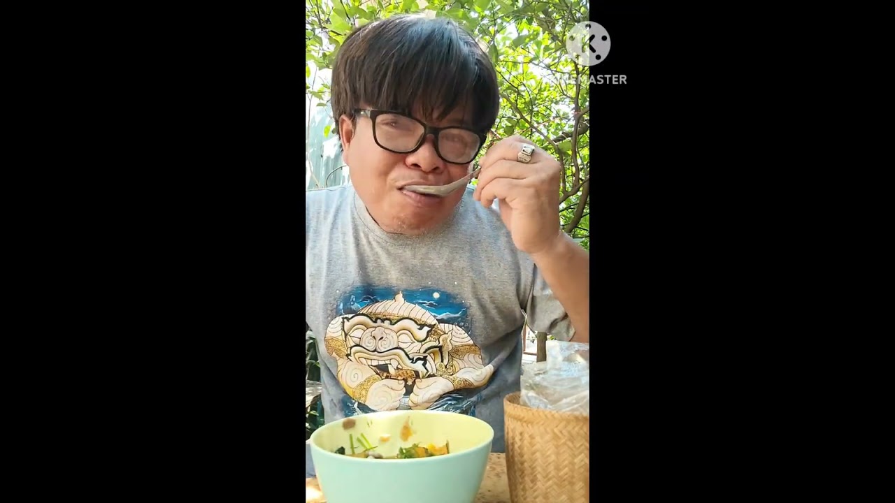 กินข้าวอ่อมกบนานำกันเด้อครับ