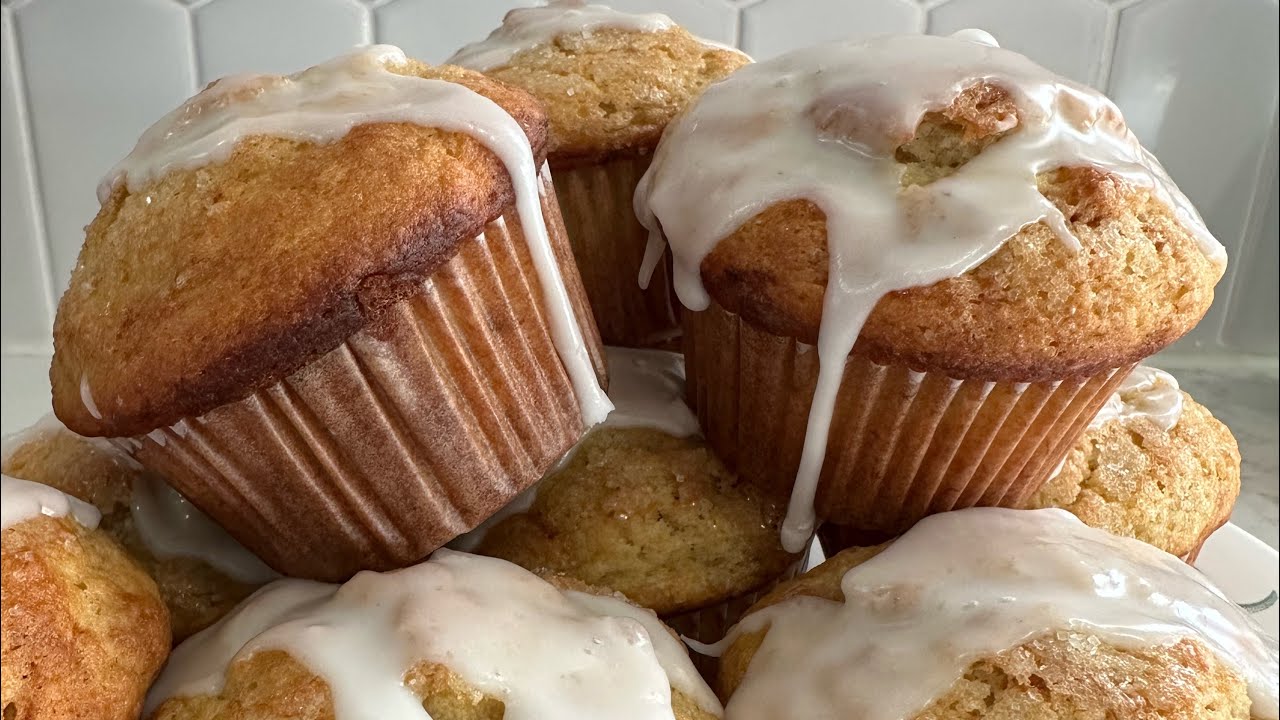 Slow Baking | How to make Sourdough Banana Lemon Muffins 