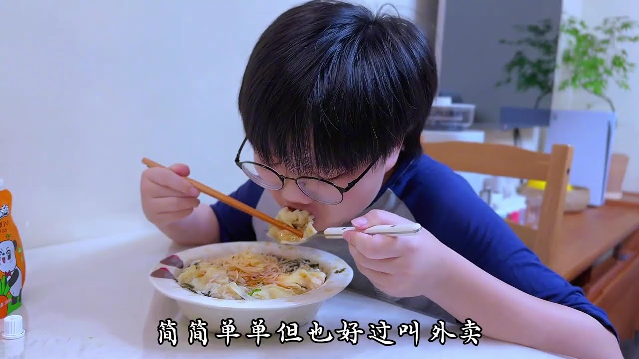 香港终于放暑假啦～松弛感满满的的一天，宅家收纳整理， 菜园里自己种的菜也可以摘了，岁月静好具像化～