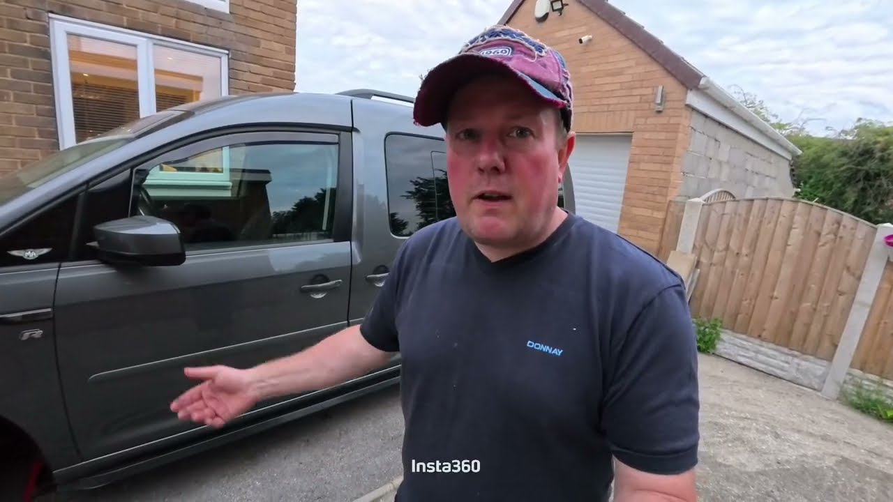 Volkswagon caddy painting the calipers and bleeding the brakes