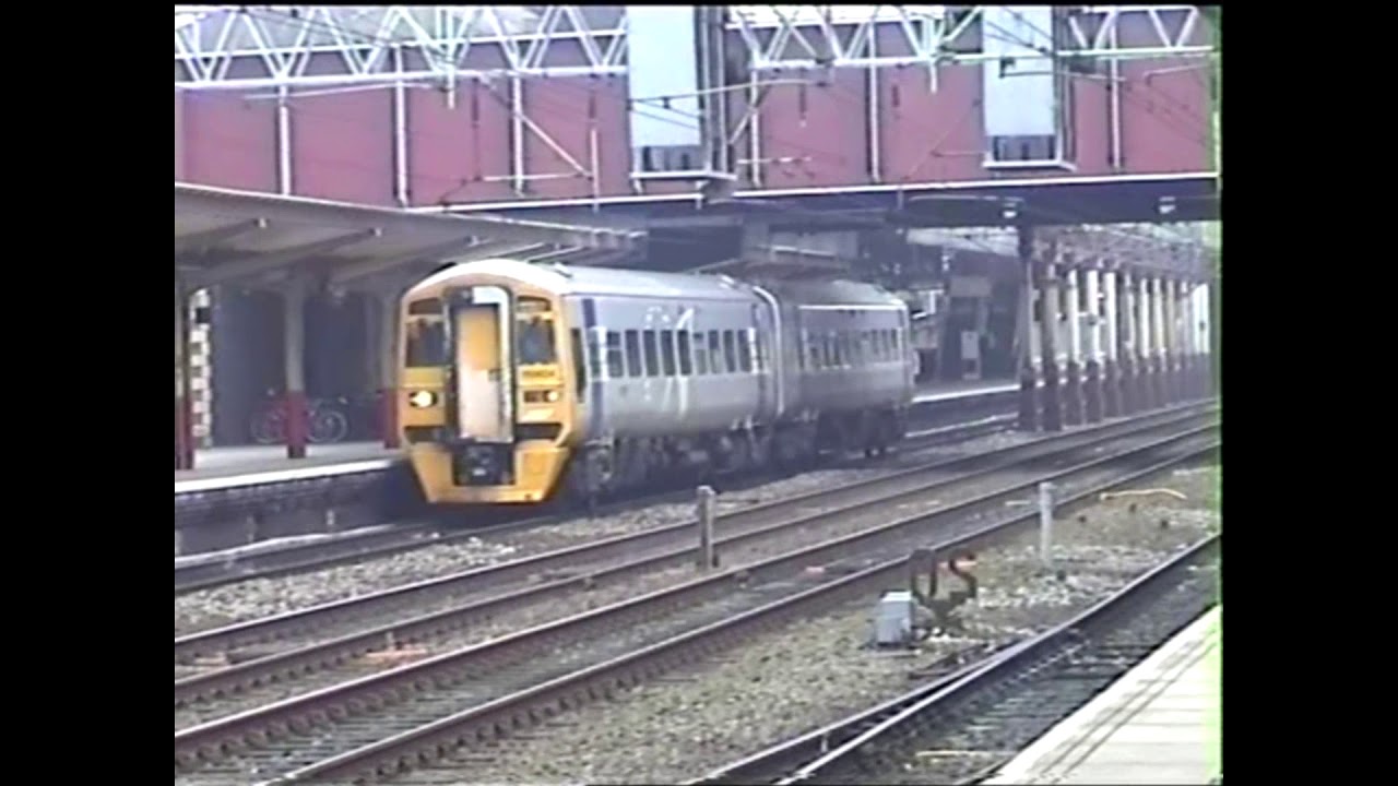 Crewe Station 12/12/2002