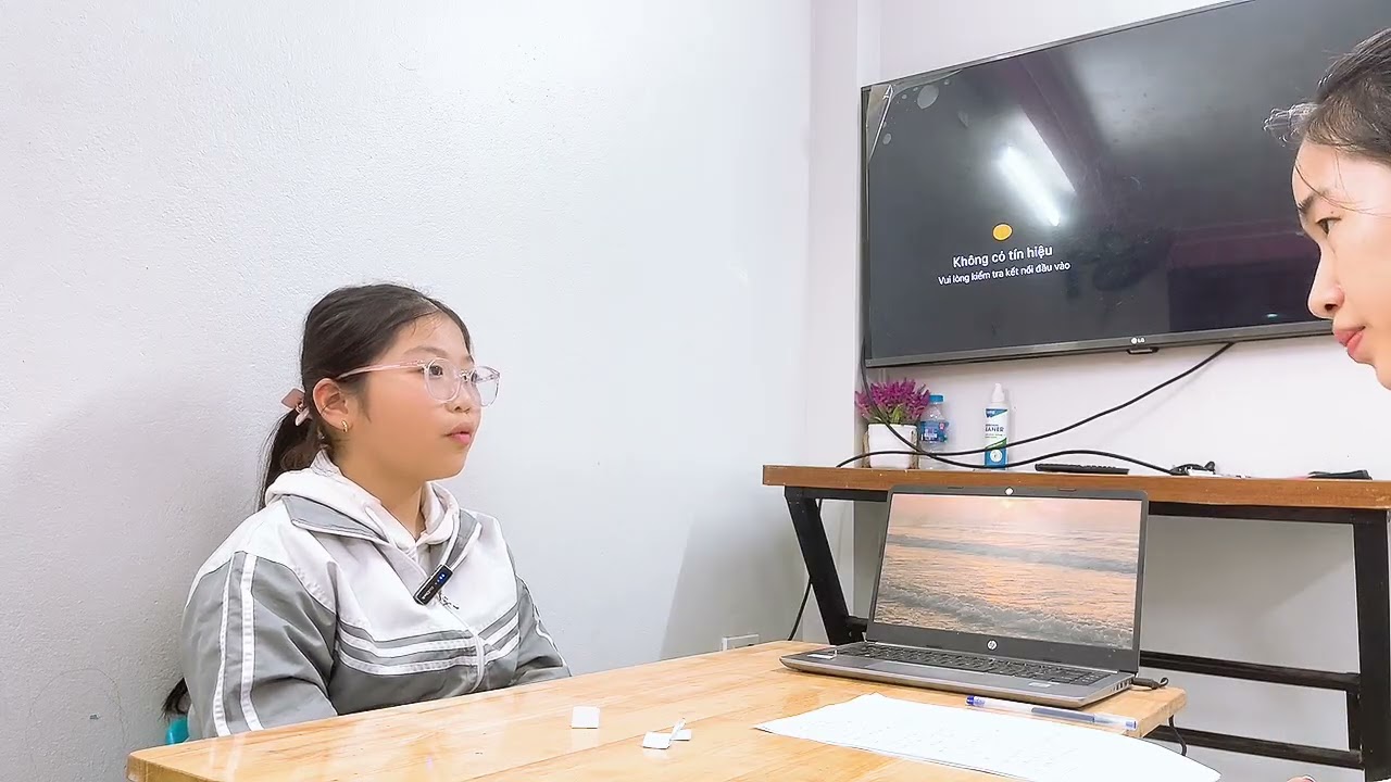 Minh Thư - Speaking test January - Global success 6