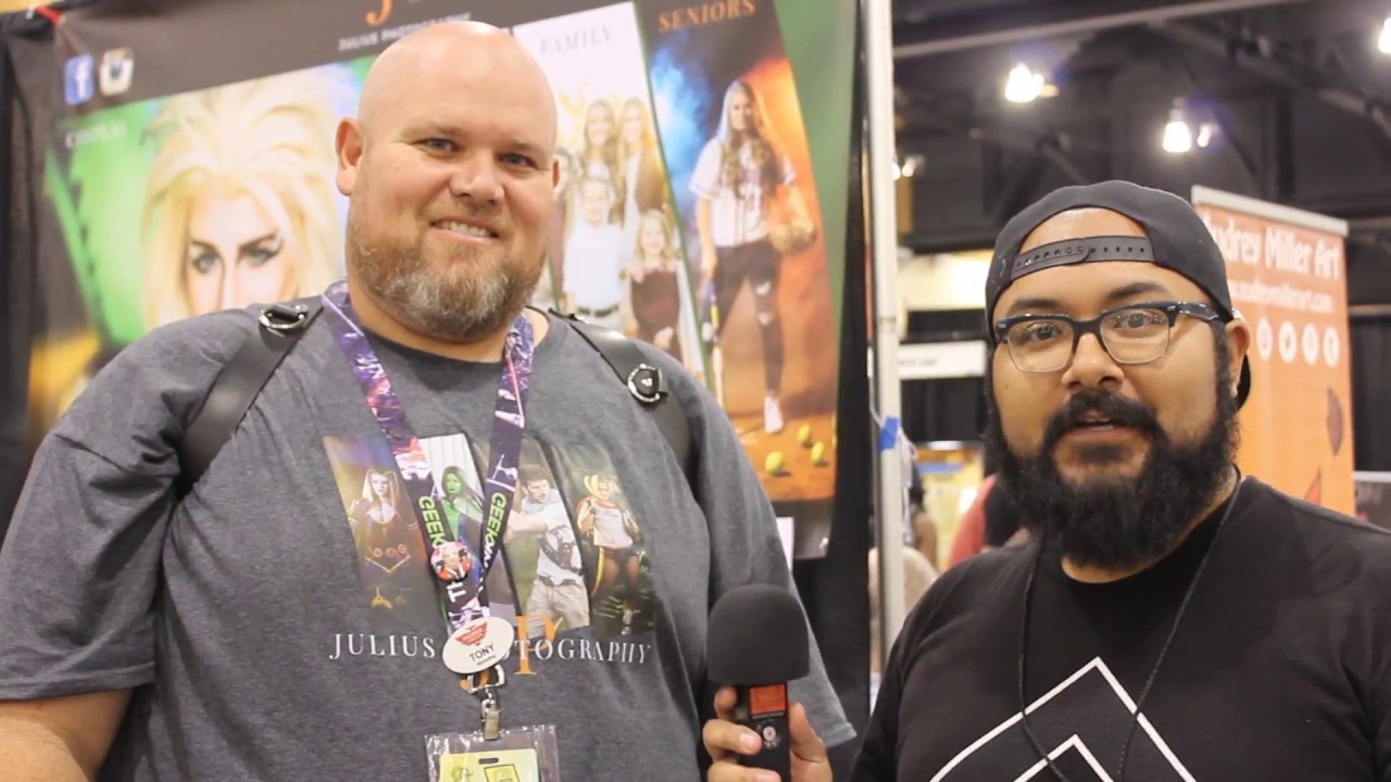 The Geek Lyfe Interviews Julius Photography at Phoenix Comicon 2017