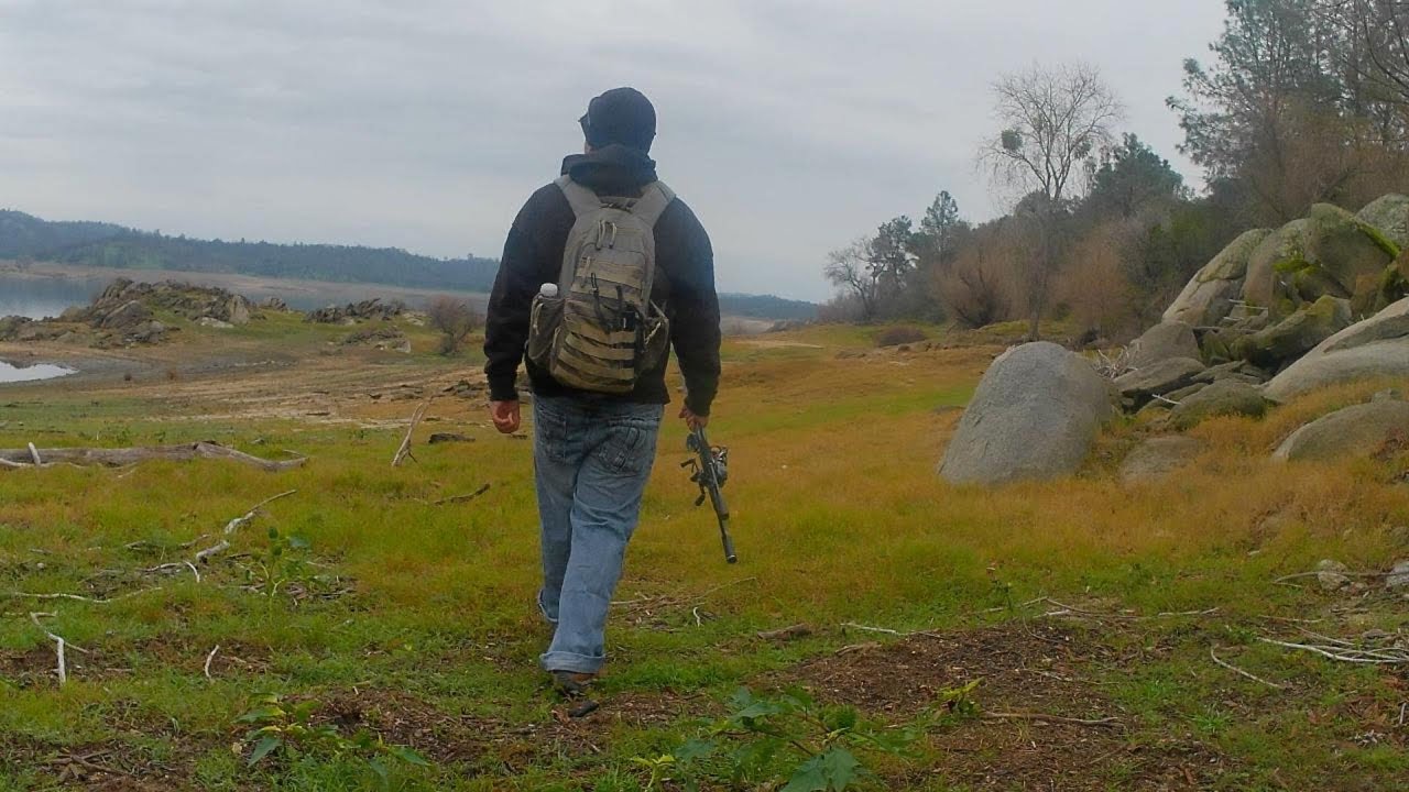 Early Winter Bass Fishing and Scouting from the Banks of Folsom Lake