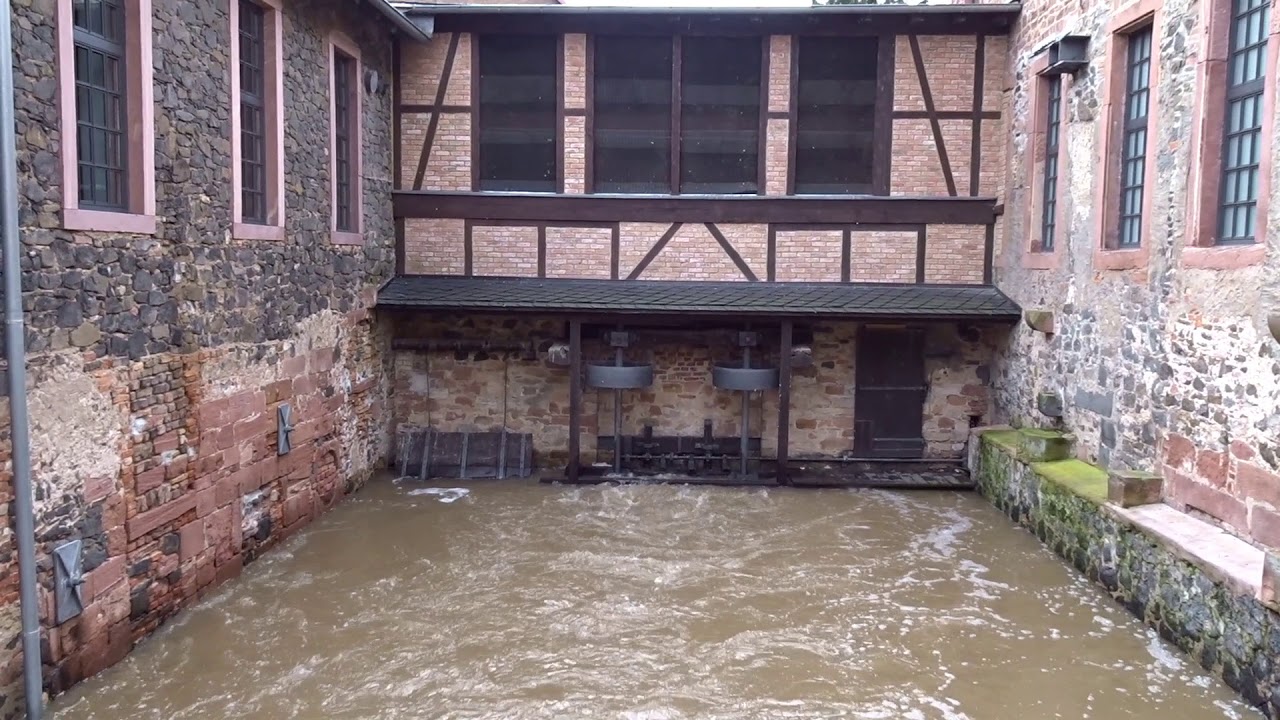 Hochwasser  Kinzig in Hanau  am 31.01.2021