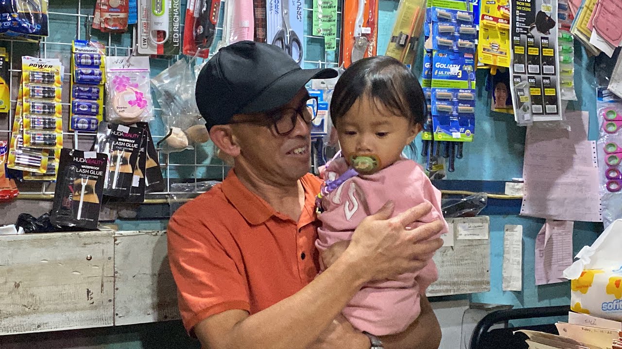 Zezeyy pulang ke bandung