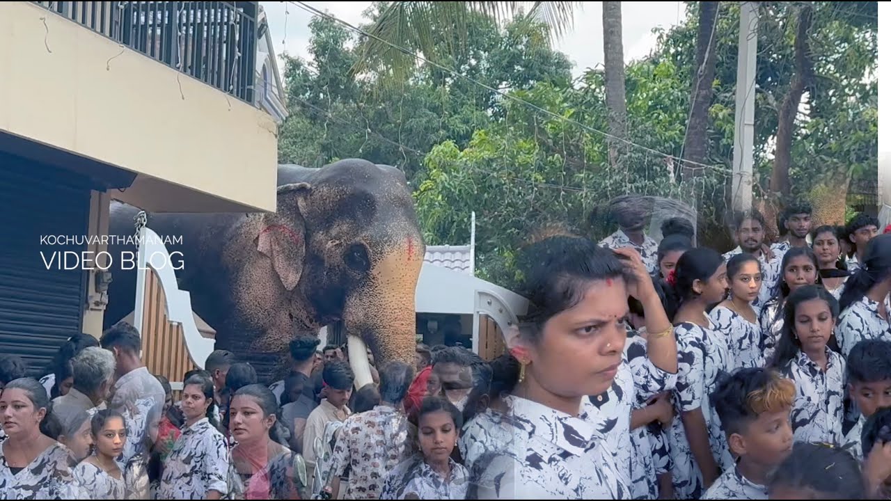 ആരാധികമാരെകൊണ്ട് പൊറുതി മുട്ടി, ഒടുവിൽ രാമന്റെ മുന്നിൽ ബാരിക്കേഡ് കെട്ടി