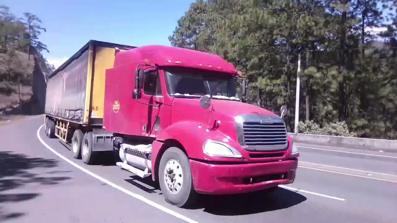 Las bestias de la ca 5 #trailer # buses #viral #carretera #Honduras 