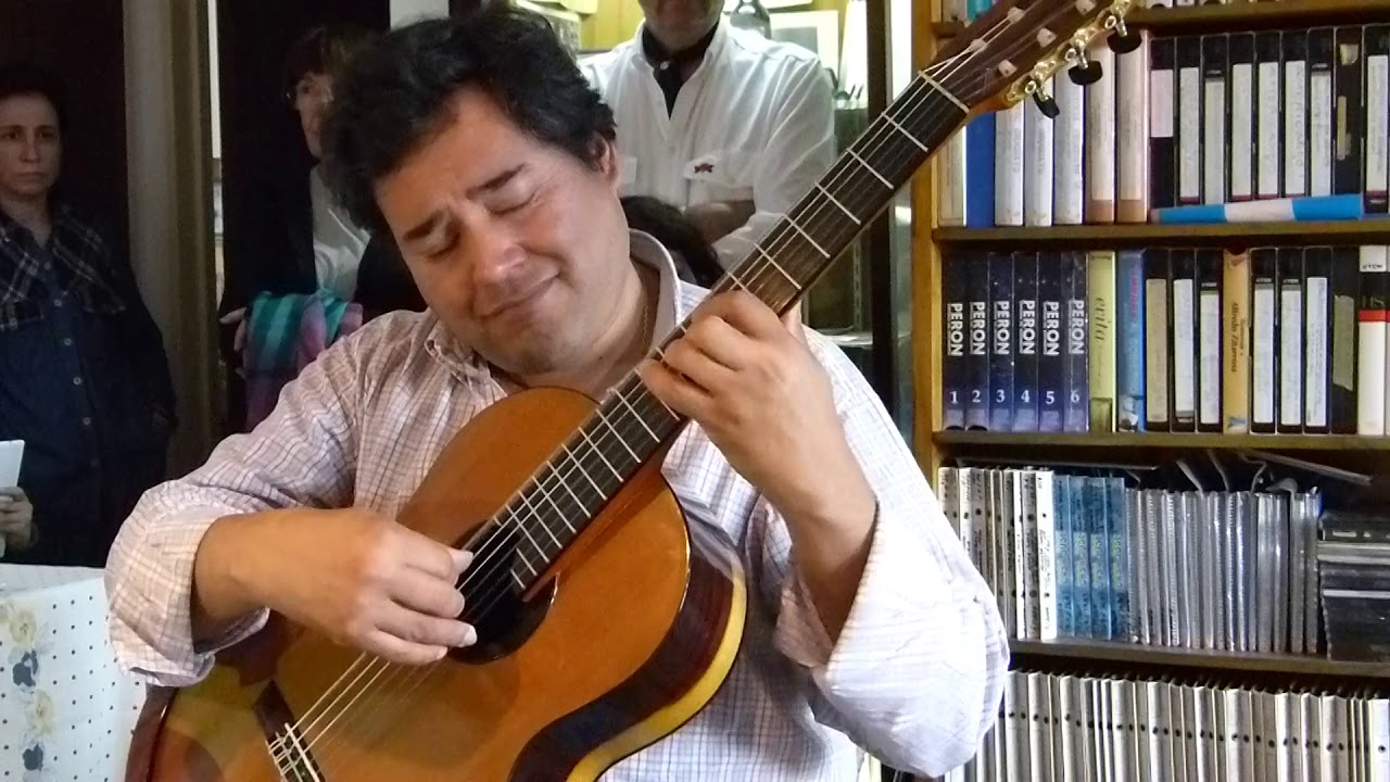 CARLOS MARTÍNEZ: Zamba del pañuelo (Gustavo Leguizamón) - 00069