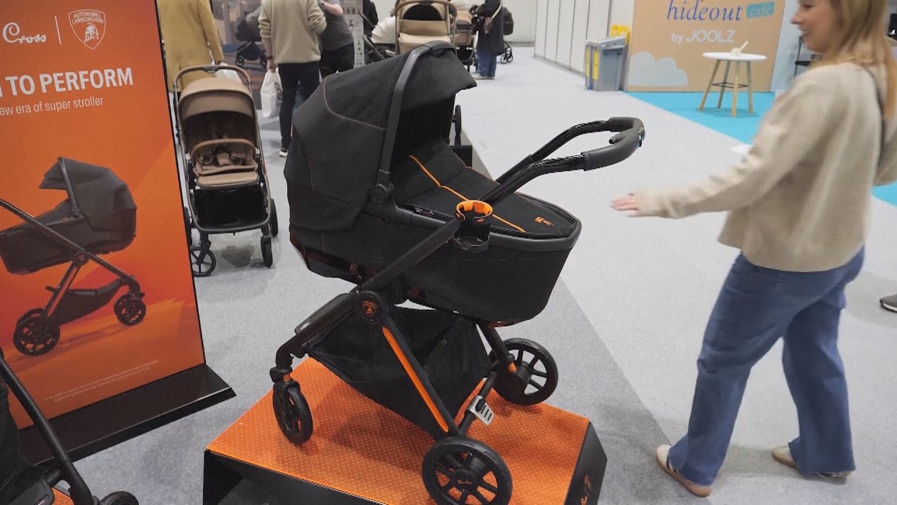 Спорткар для младенцев: Lamborghini выпустил детскую коляску