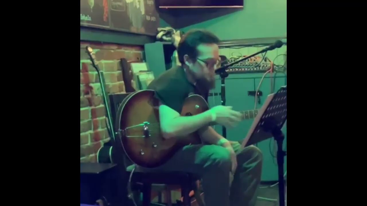 Daniel Ball Live At Radioactive Lemon