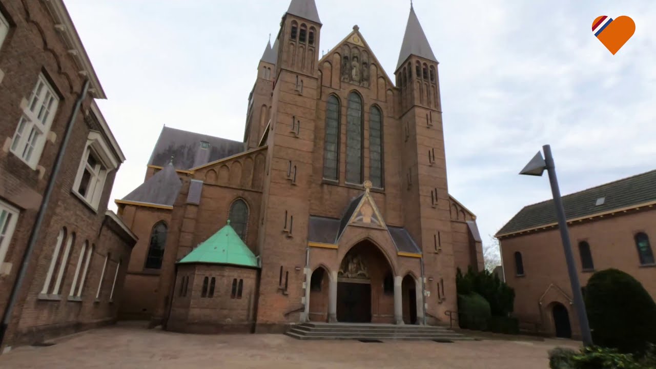 SLOW WALK THROUGH OLD GINNEKEN, NORTH BRABANT (HIDDEN HOLLAND BEYOND AMSTERDAM)