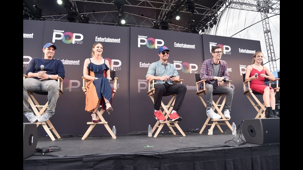 Pop Fest with CW superheroes [rus sub]