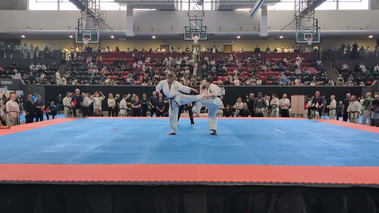 Julie Lamarre vs Audrey Bartholomay