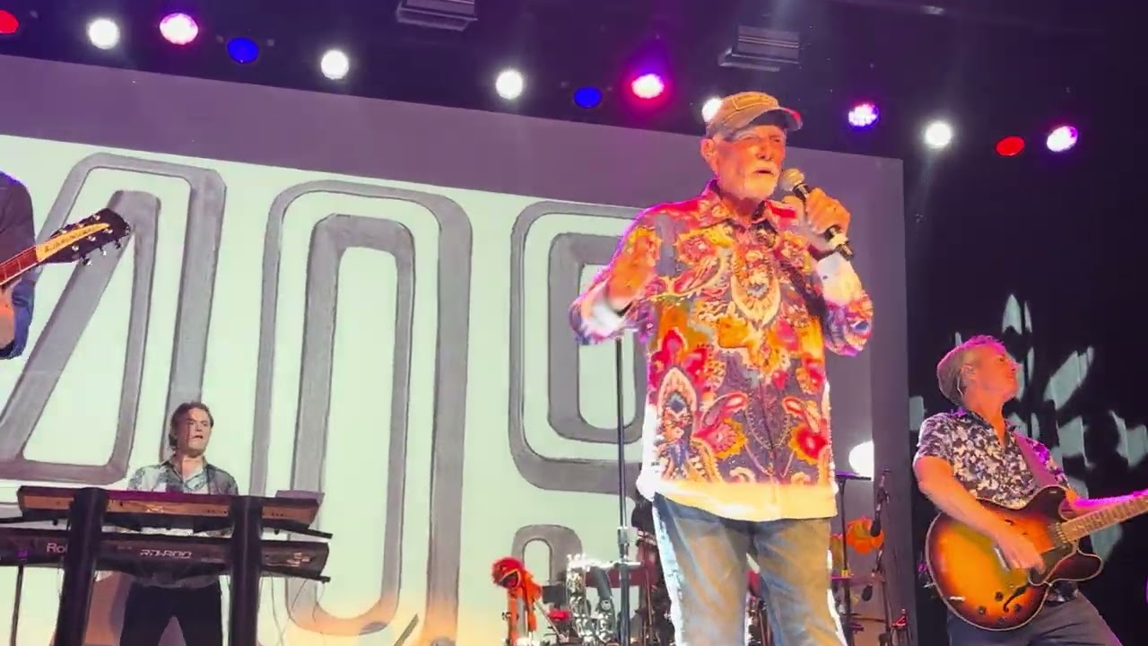 Little Deuce Coupe & a 409 ! #beachboys  