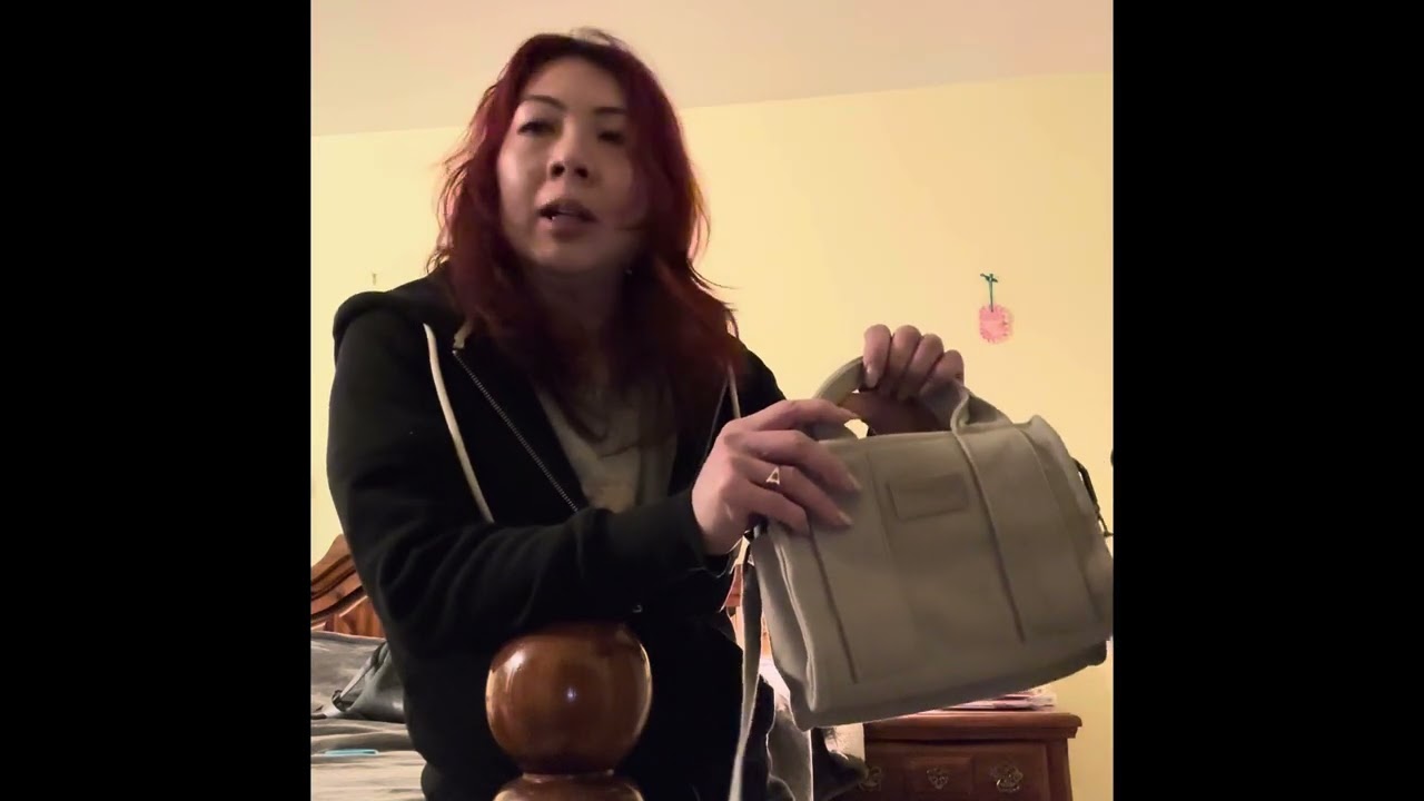 …ordered the baby Sloane tote from Popflex Active
