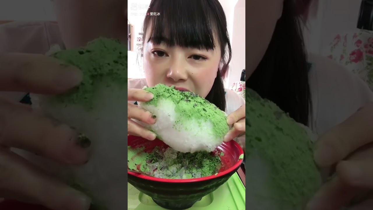 Asmr ice only bites!! #asmriceeating #asmr #asmriceeatingsounds #iceeating #ice #kwaiasmr