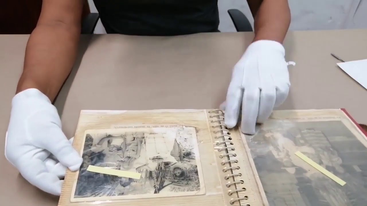 Intervención, limpieza y conservación de Álbumes fotográficos