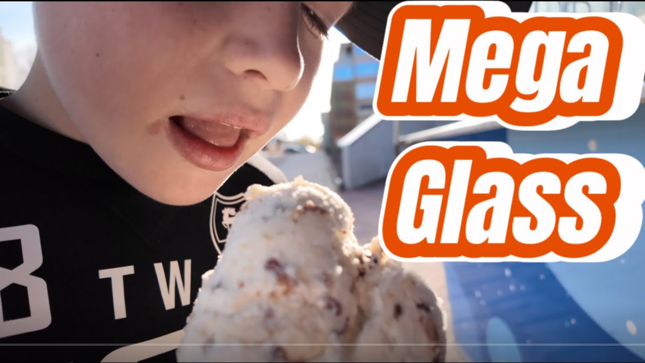 Mega Glass, Överraskning och dags att tippa Hockey VM.