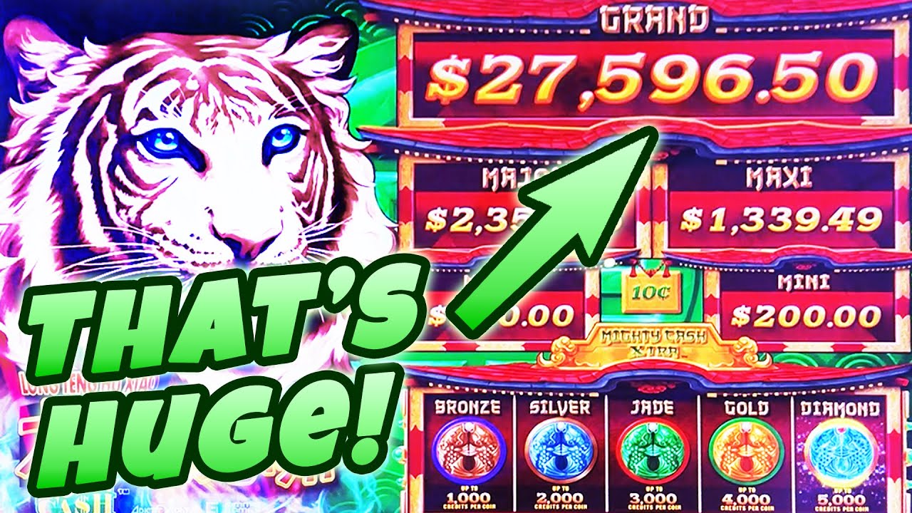 Chasing a Huge Grand Jackpot in Mighty Cash at the Hoover Dam Lodge!