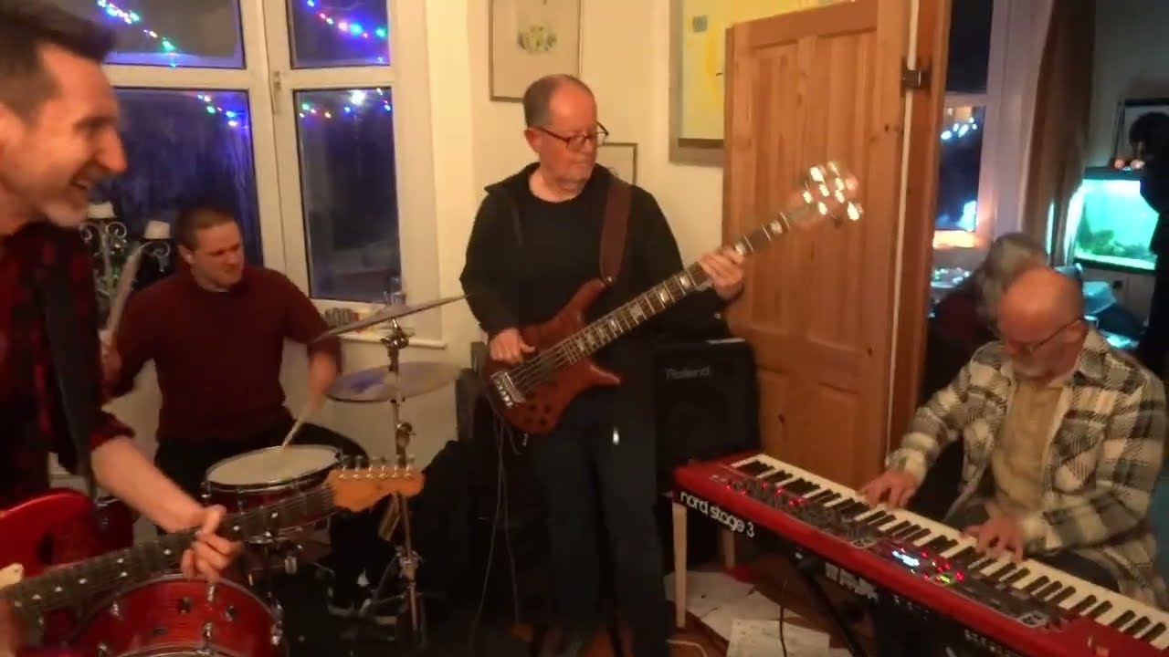 Jon Amor, John Baggott, Tom Gilkes, Jerry Soffe - Changed!