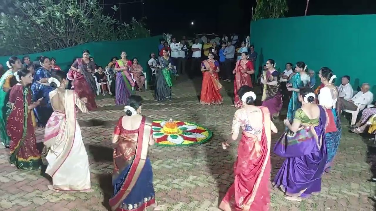 સહિયર અનાવિલ સુરત આયોજિત શેરી ગરબા સ્પર્ધા. સાંઈ શક્તિ ગ્રુપ, ધમડાછા.. 26/09/2024, પ્રથમ વિજેતા..
