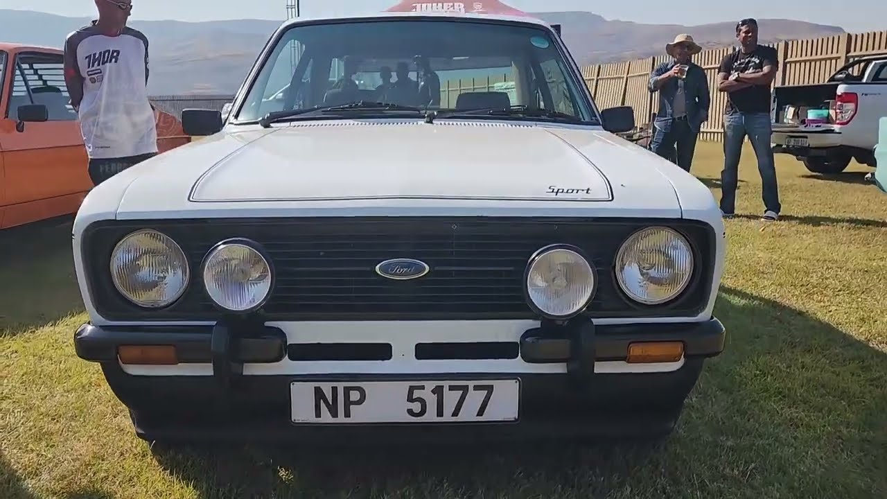 Amazing Ford Escort 1600 Sport Showing off at FORD Fest 🔥 Stunning Classic Cars #ferrocsa