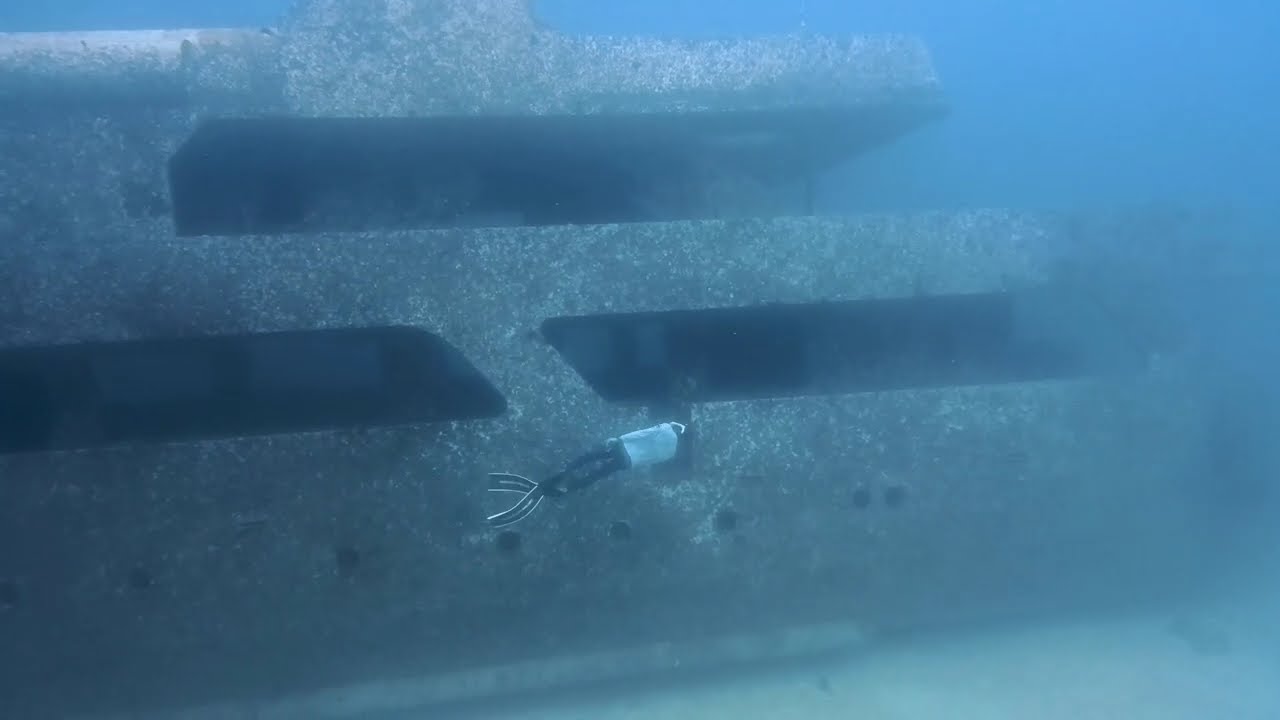 Freediving shipwreck Phuket Thailand