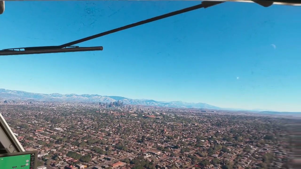 Los Angeles UH-1H Huey from Taog’s Hangar #msfs2020 #quest3