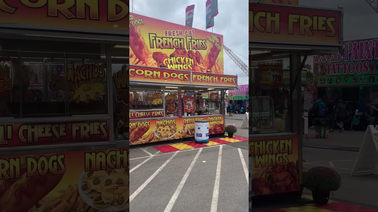 Corn dogs @ Oklahoma state fair 2023 #food #foodie #statefair #youtubeshorts