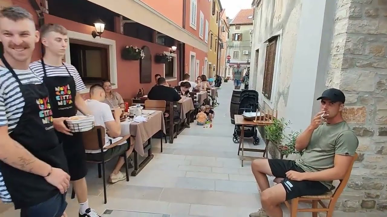 A day in Novigrad: From colorful streets to the sea and sunset