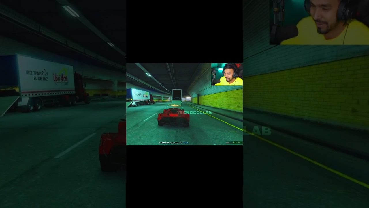 Techno gamerz car robbery in GTA V TECHNO 