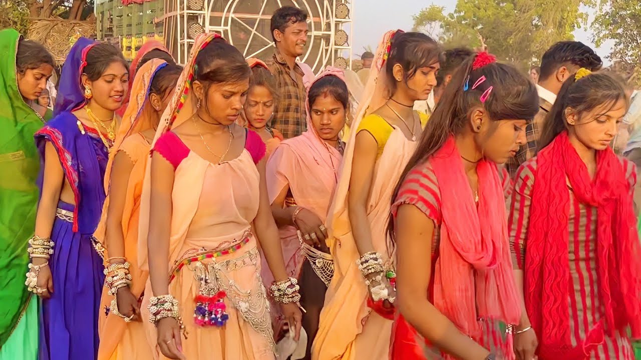 मांडे मांडे मांडवे आयु || MANDE MANDEMANDVE AAYO || Superhit Timli Dance 💃 Sanjay Mandloi New Song