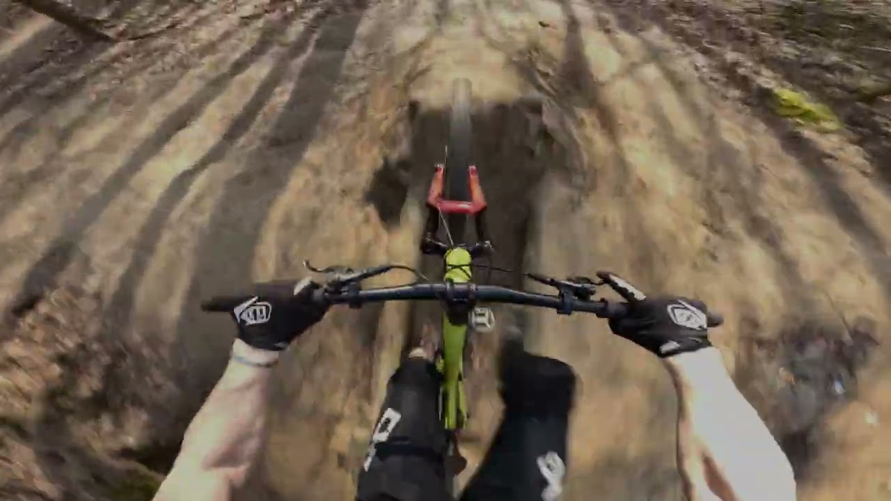 Nieuwe tricks geleerd op de YT Capra (2dagen bij de local)