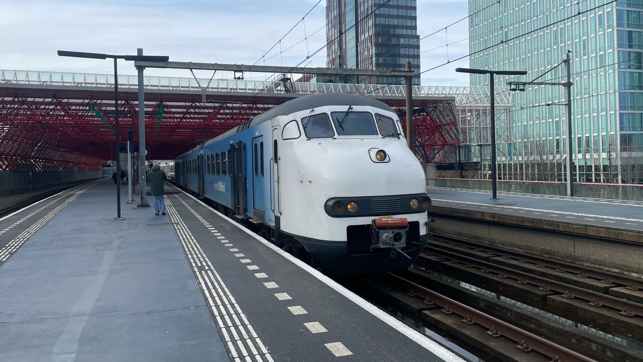 Trainspotting at Almere Centrum