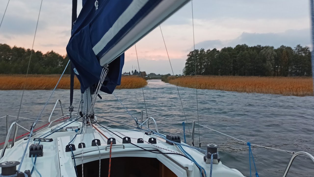 October 🌬🍂⛵ Single Handed Sailing @ Mamry & Swiecajty Lakes 🌊🌊