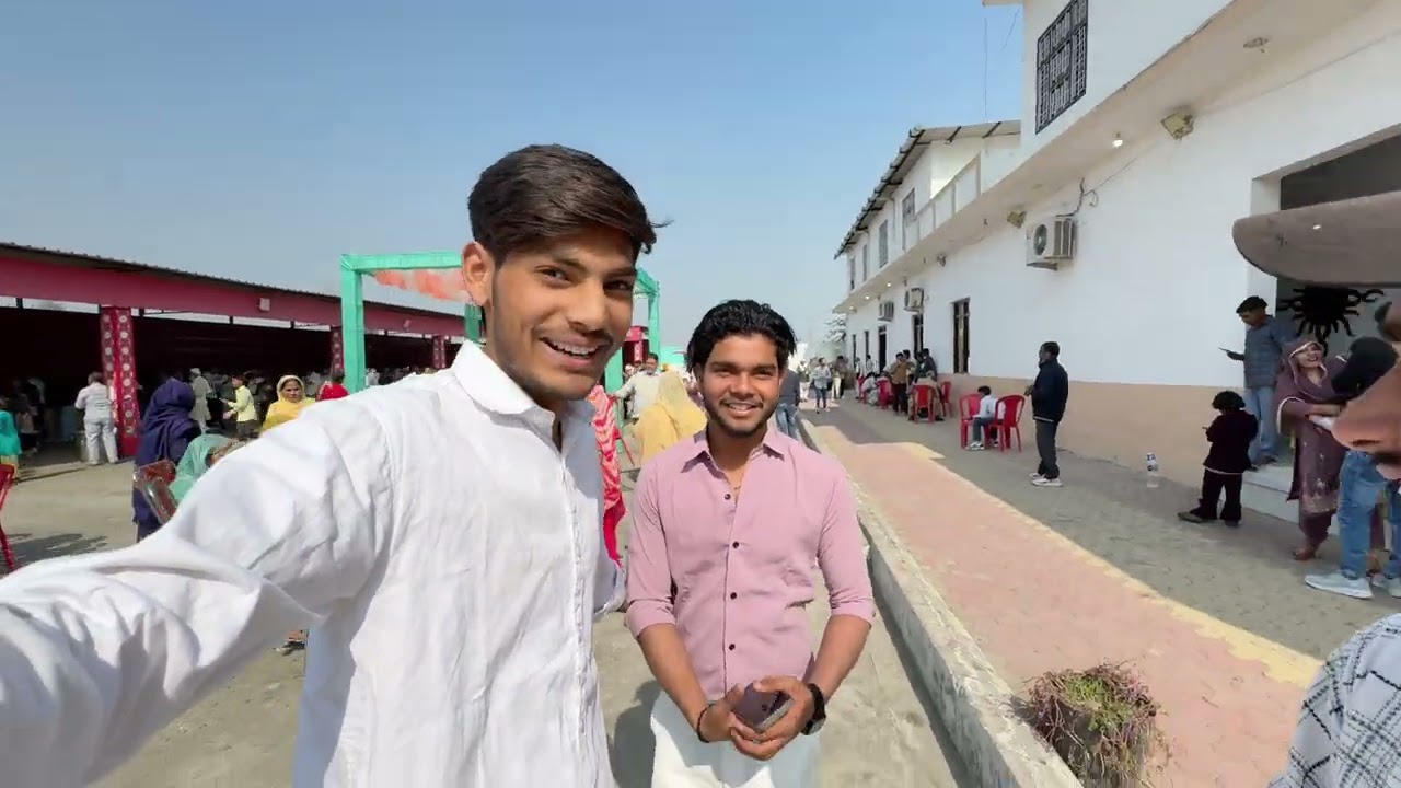 Ek Or Shaadi Me Pahuch Gye 😅