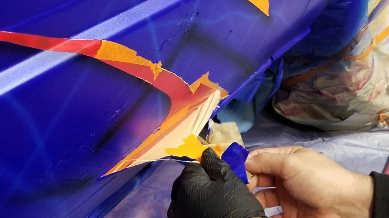 Painting Mike Finnegan's Mini Truck at the Tamco Takeover 2020