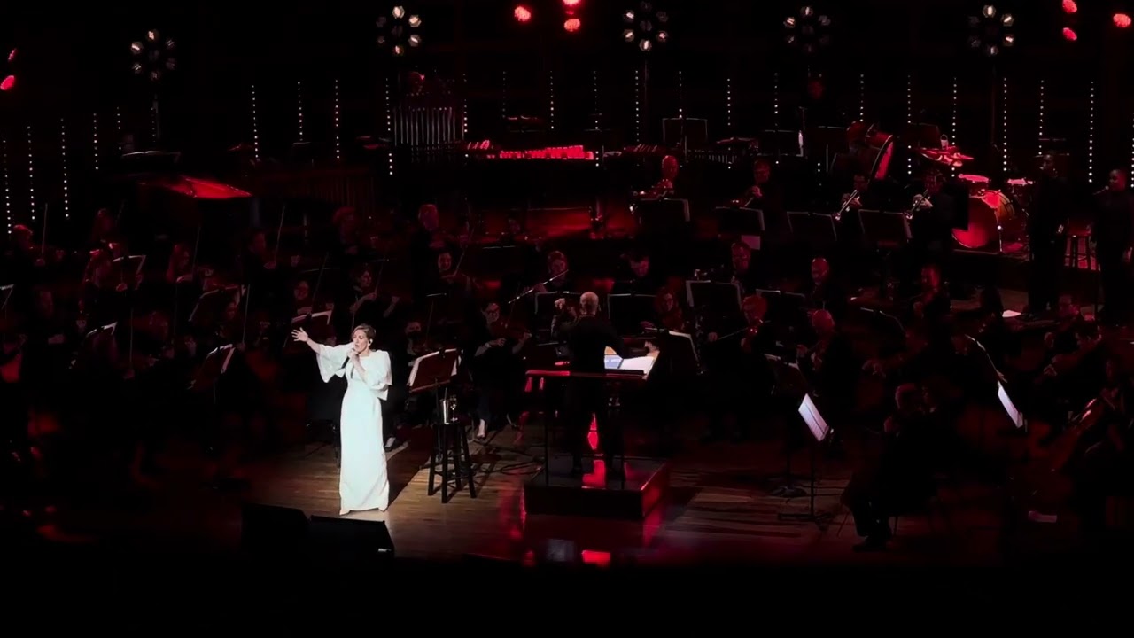 Ellie Goulding and San Francisco Symphony,  