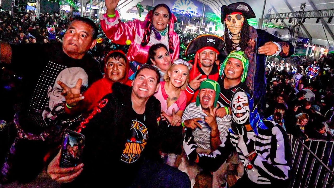 Los NUEVOS PERSONAJES de SONIDO PIRATA ECATEPEC ANIV 37 CANDELA