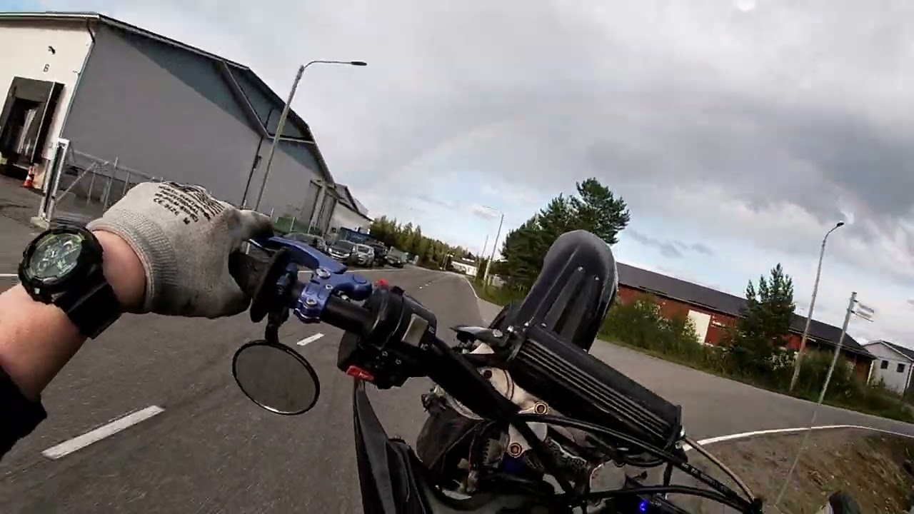 Summer wheelies I Husqvarna sm 125 I I Husaberg TE 125 I
